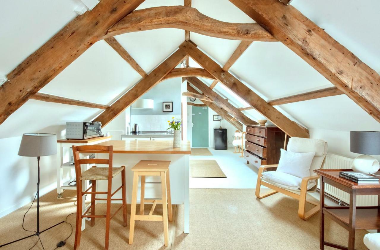The Attic Apartment, Quay Street Studios Cardigan Exterior foto